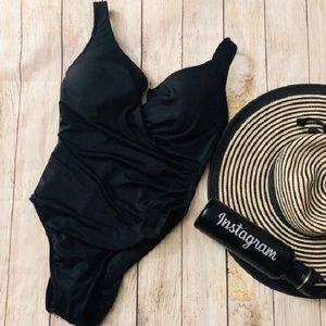 Miraclesuit - Sz 12, Classic black ruched